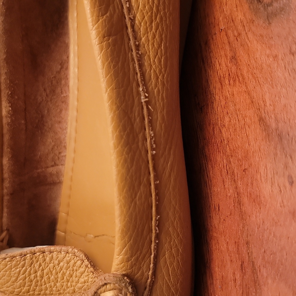 Coach Size 7.5 Women's Tan Loafers - Picture 4 of 5